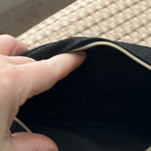 Chanel Black Bag with Pearl and Gold Strap - Picture 4 of 4